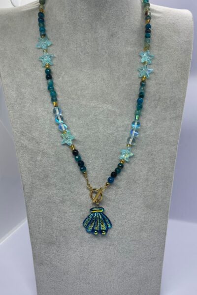 Handmade Ocean Color Stone Necklace with Shell Pendant