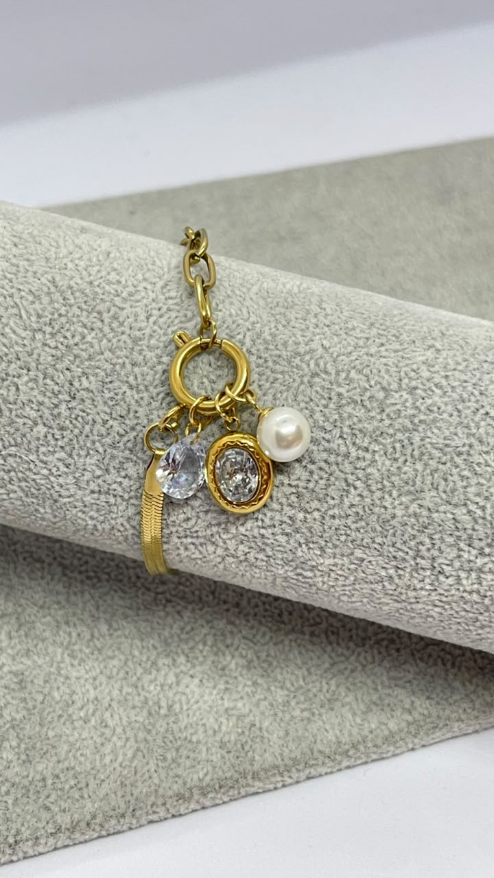 Stainless Steel Charm Bracelet with Pearl & Crystal Pendant - Image 3