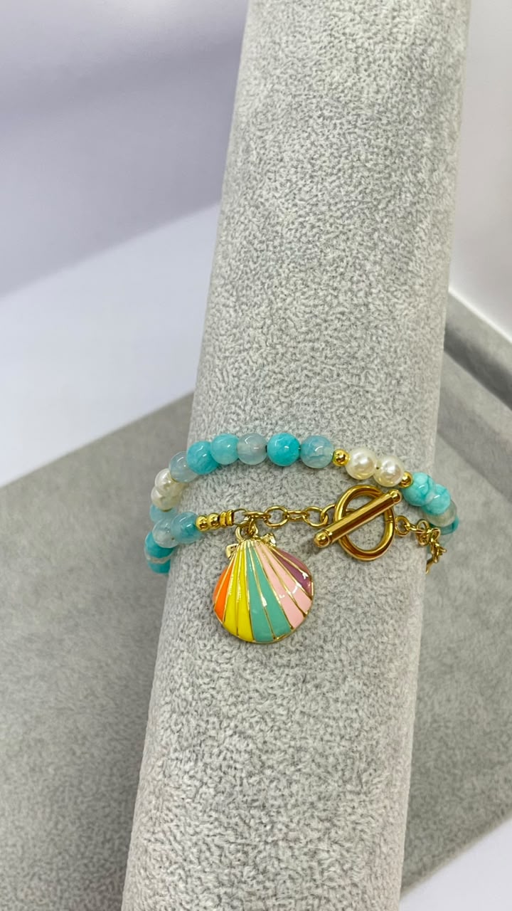 Handmade Mint Green Bracelet with Colorful Seashell Charm - Image 2