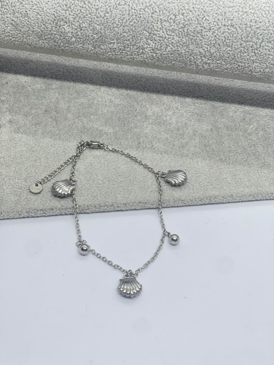 Silver Seashell Charm Anklet - Image 2